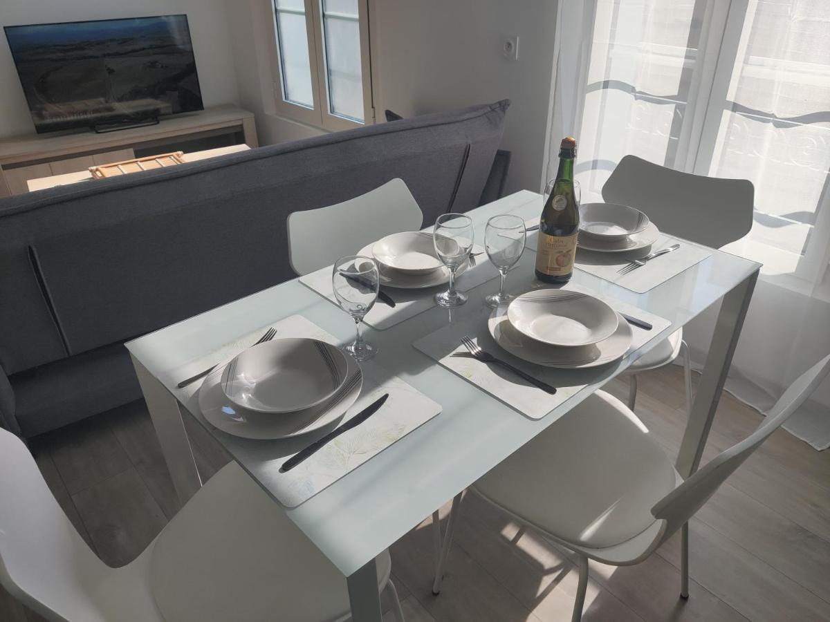 Appartement T3 Plume Hyper Centre D'Ernee Bagian luar foto