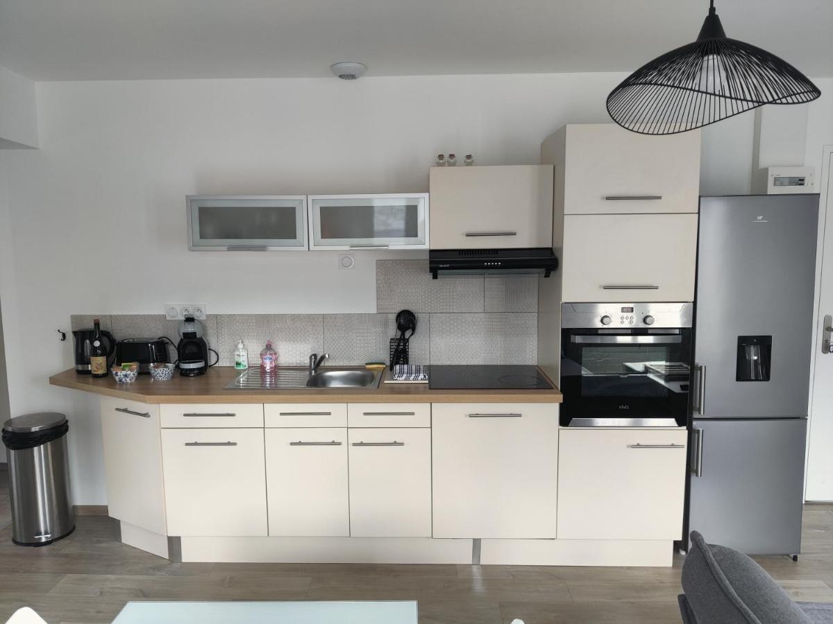 Appartement T3 Plume Hyper Centre D'Ernee Bagian luar foto