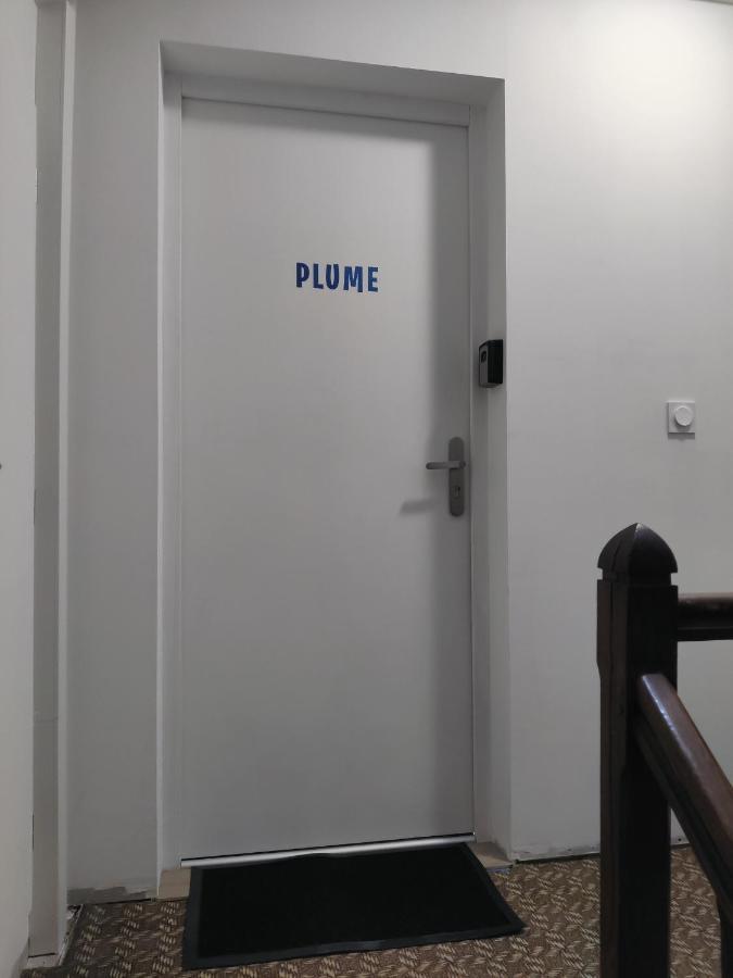 Appartement T3 Plume Hyper Centre D'Ernee Bagian luar foto